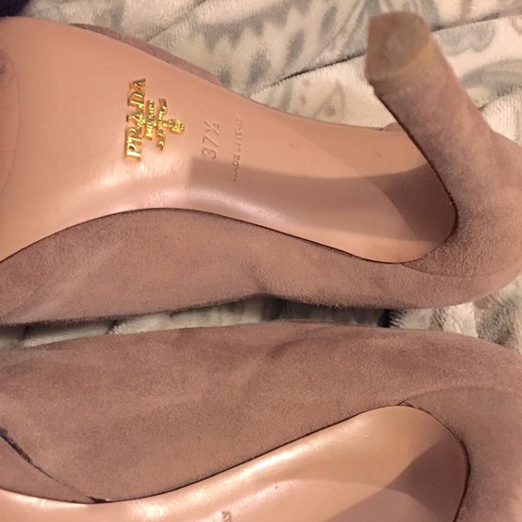 Prada Blush Pink Soft Leather Bootie Heels Size 37.5 - Picture 5 of 6